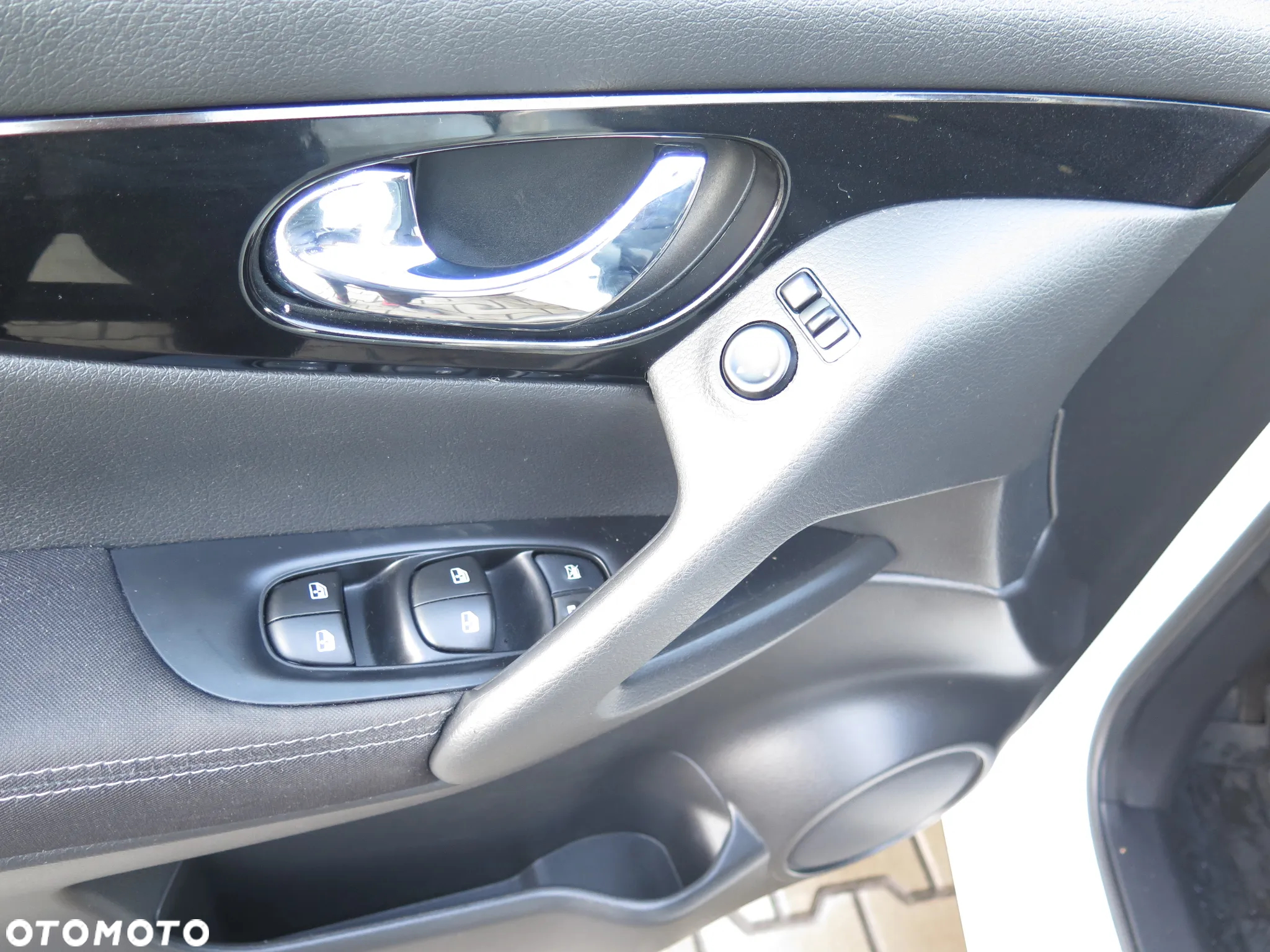 Nissan Qashqai 1.3 DIG-T Visia - 15