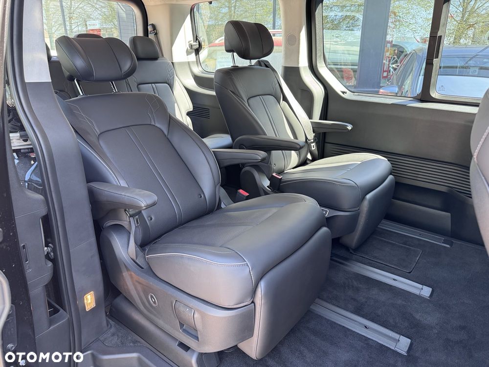 Hyundai Staria 1.6 T-GDI HEV Luxury - 19