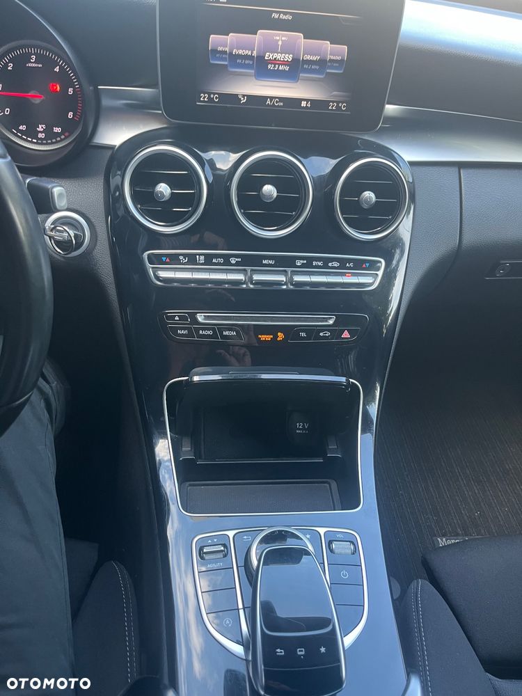 Mercedes-Benz Klasa C 220 (BlueTEC) d T 7G-TRONIC - 30
