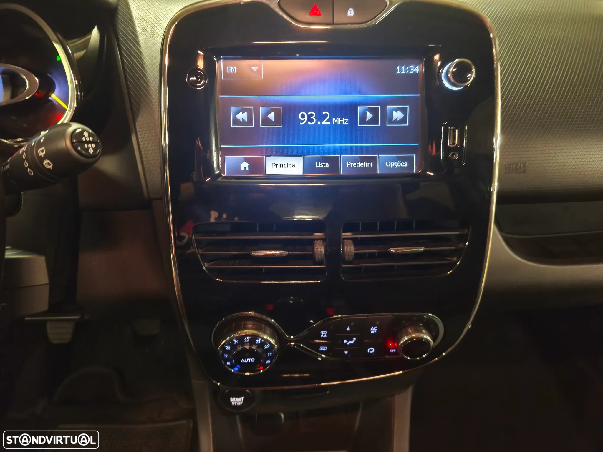 Renault Clio Sport Tourer 0.9 TCE Dynamique S - 4