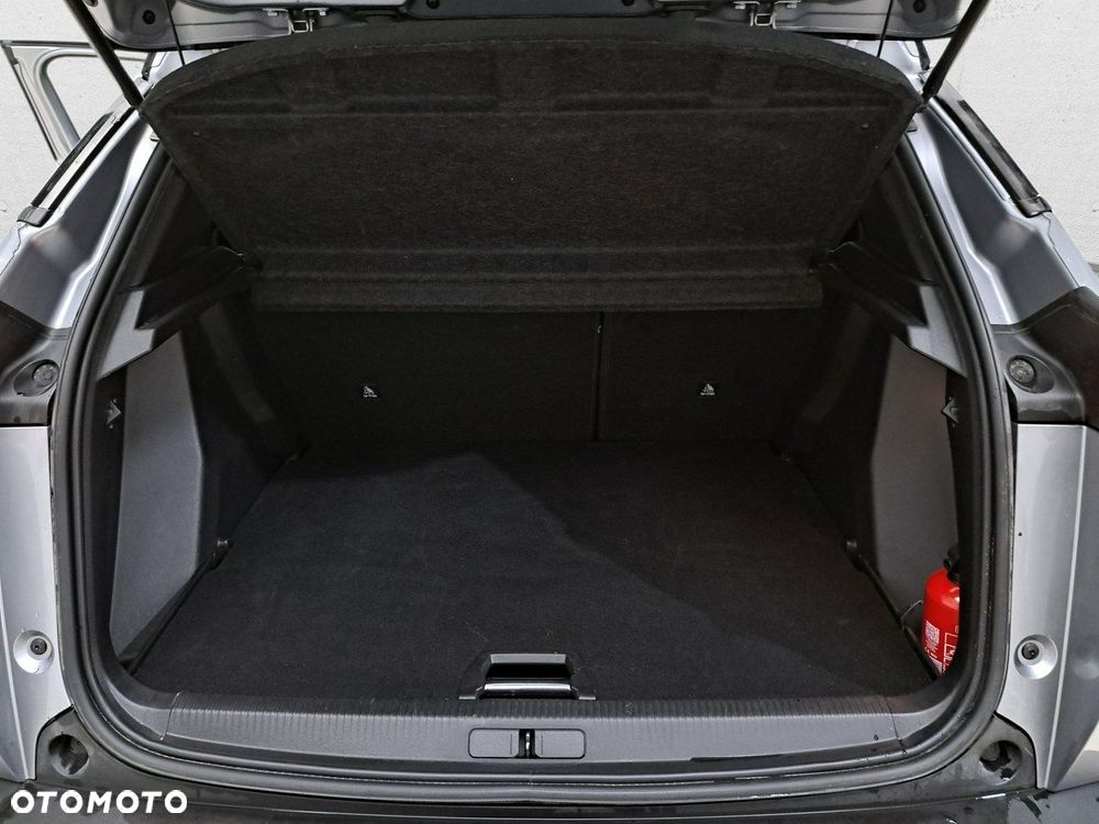 Peugeot 2008 - 13