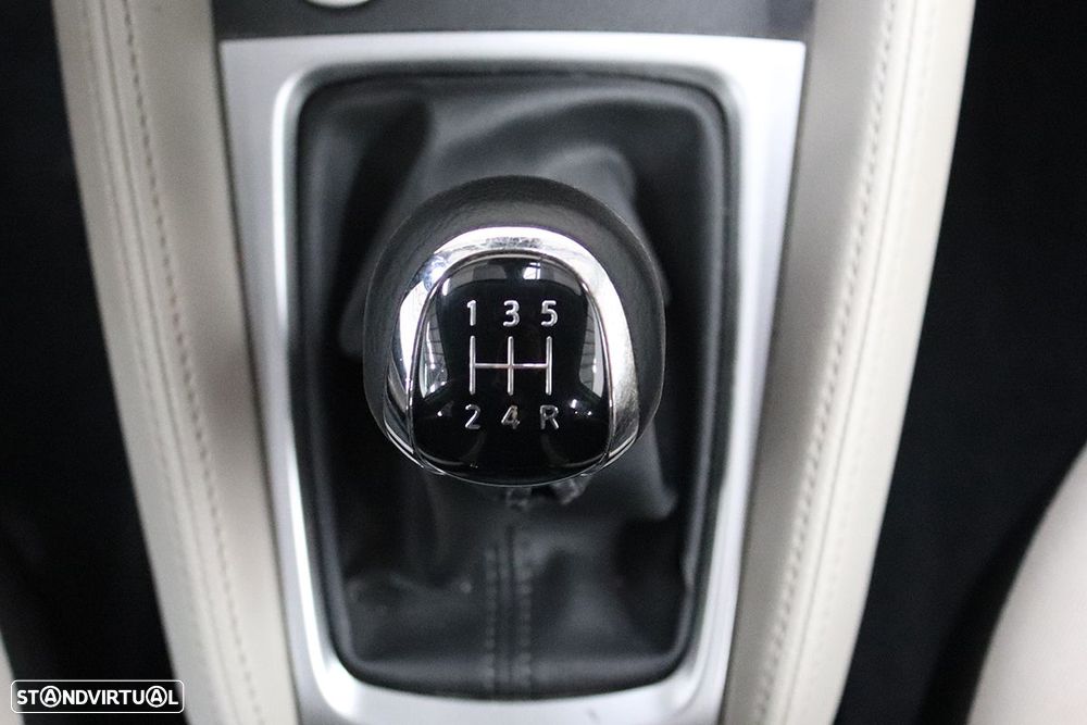 Nissan Micra 1.0 IG-T N-Design Black - 13