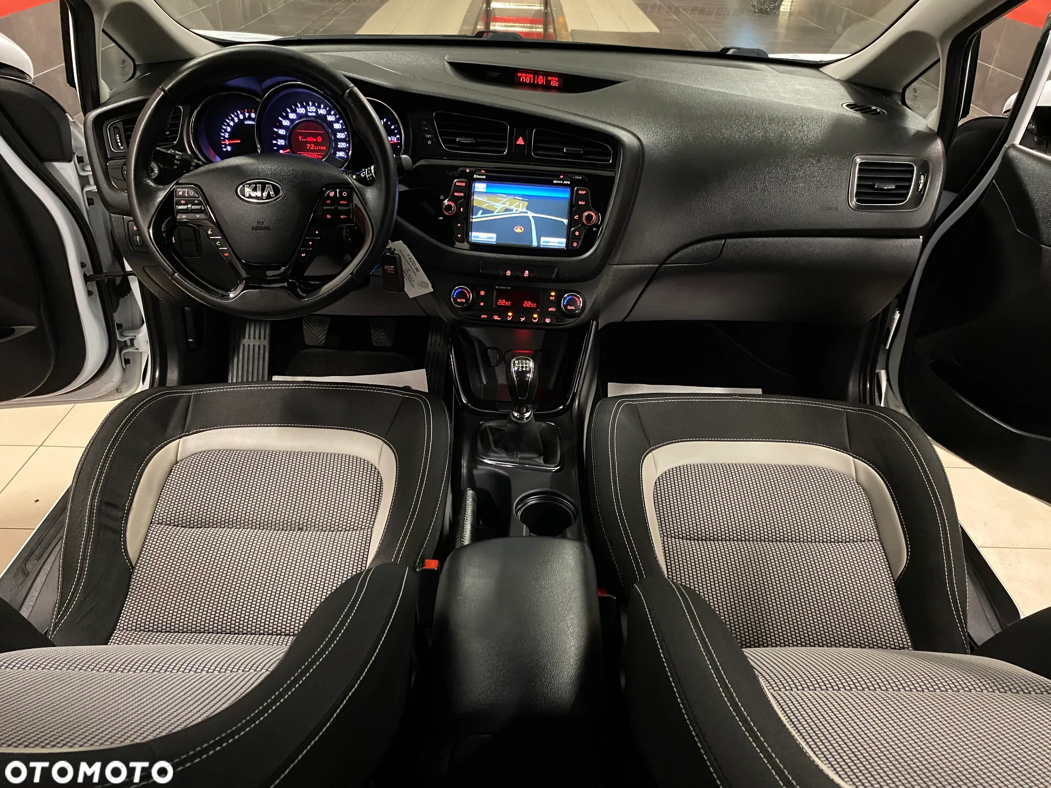Kia Ceed 1.6 GDI Platinum Edition - 15