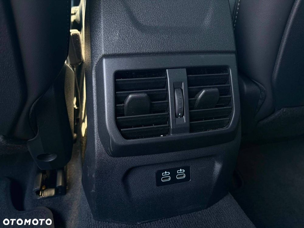 BMW Seria 1 - 24