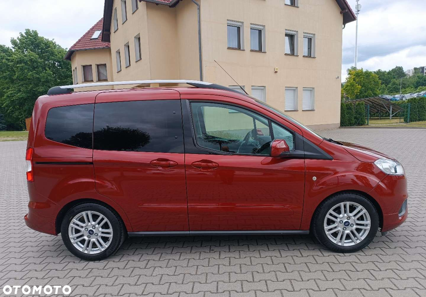 Ford Tourneo Courier - 8
