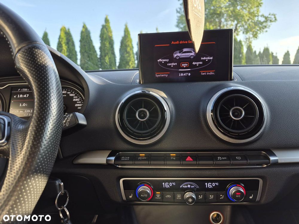 Audi A3 Sportback 1.8 TFSI S tronic Ambition - 2