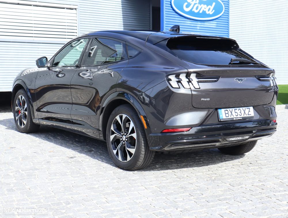 Ford Mustang Mach-E Premium AWD - 17