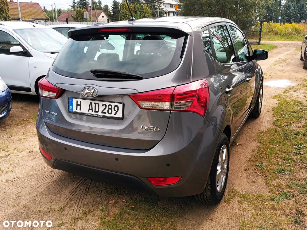 Hyundai ix20 1.4 Premium - 3