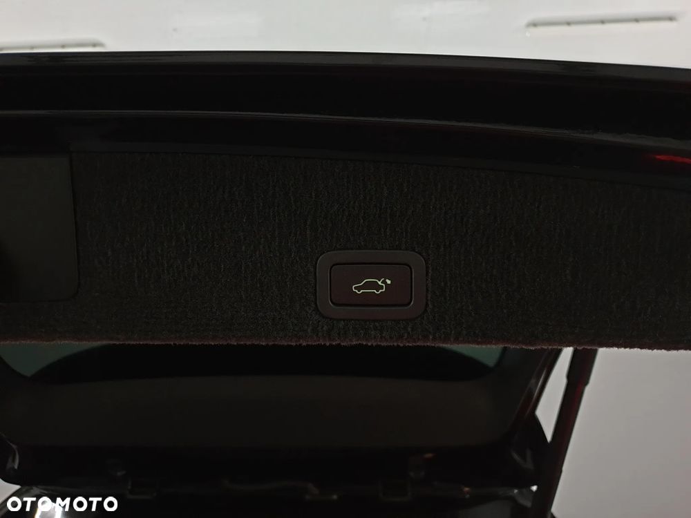 Volvo XC 60 - 30