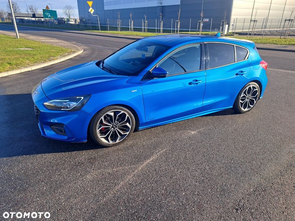 Ford Focus 1.0 EcoBoost Hybrid ST-LINE DESIGN - 10