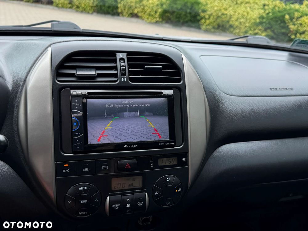 Toyota RAV4 2.0 VVT-i Sol - 17