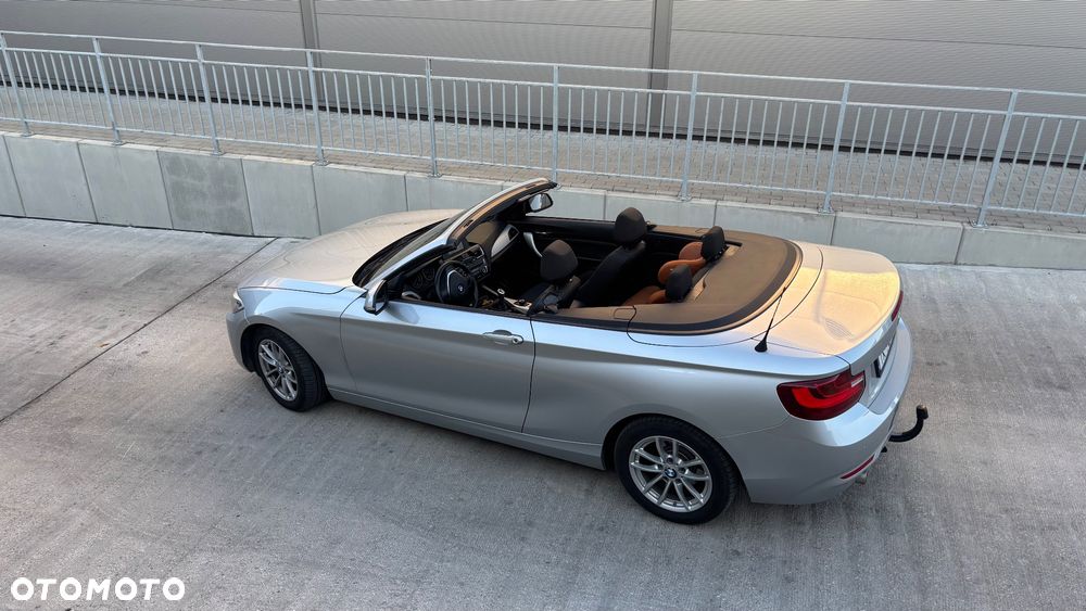 BMW Seria 2 218d - 6