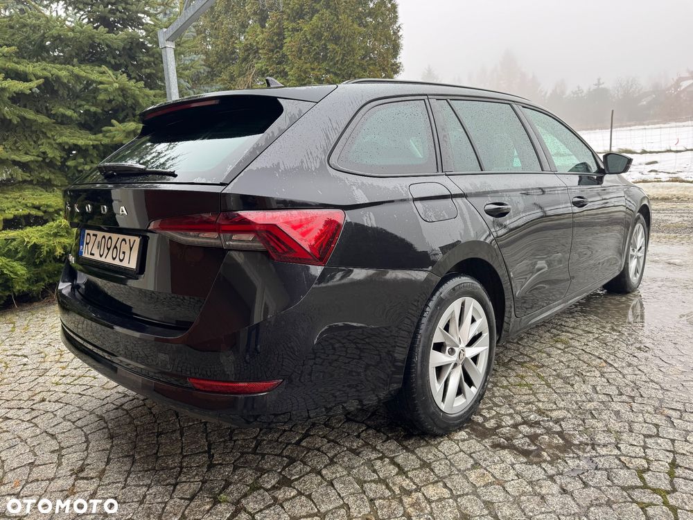 Skoda Octavia 2.0 TDI Selection DSG - 12