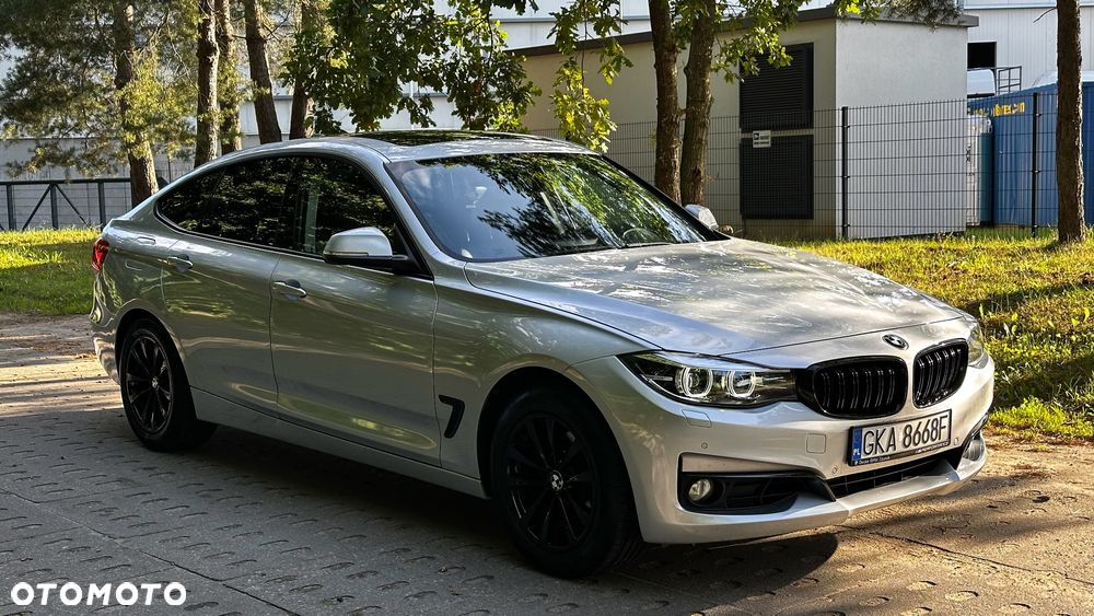 BMW 3GT 328i xDrive Luxury Line - 2