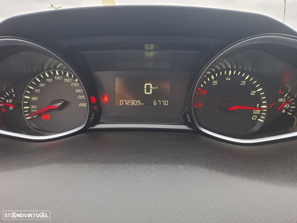 Peugeot 308 1.2 PureTech Style J17 - 14