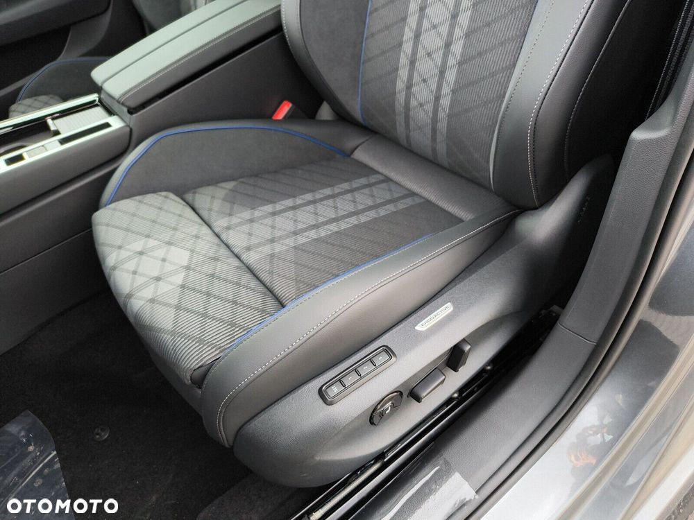 Volkswagen Passat Variant 2.0 TSI R-Line Plus DSG - 16
