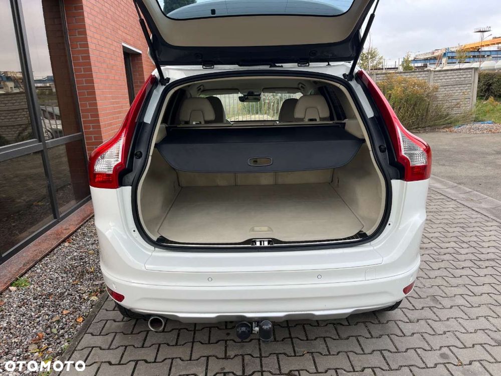Volvo XC 60 D3 Drive-E Kinetic - 28