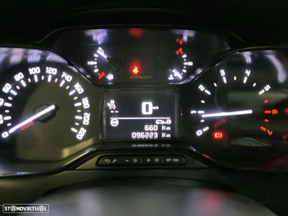 Citroën C3 1.2 PureTech C-Series - 12