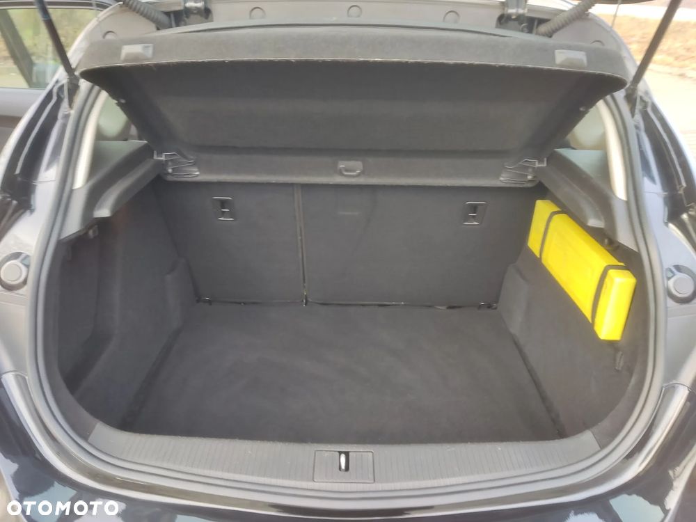 Opel Astra ver-1-4-turbo-ecoflex-start-stop - 17