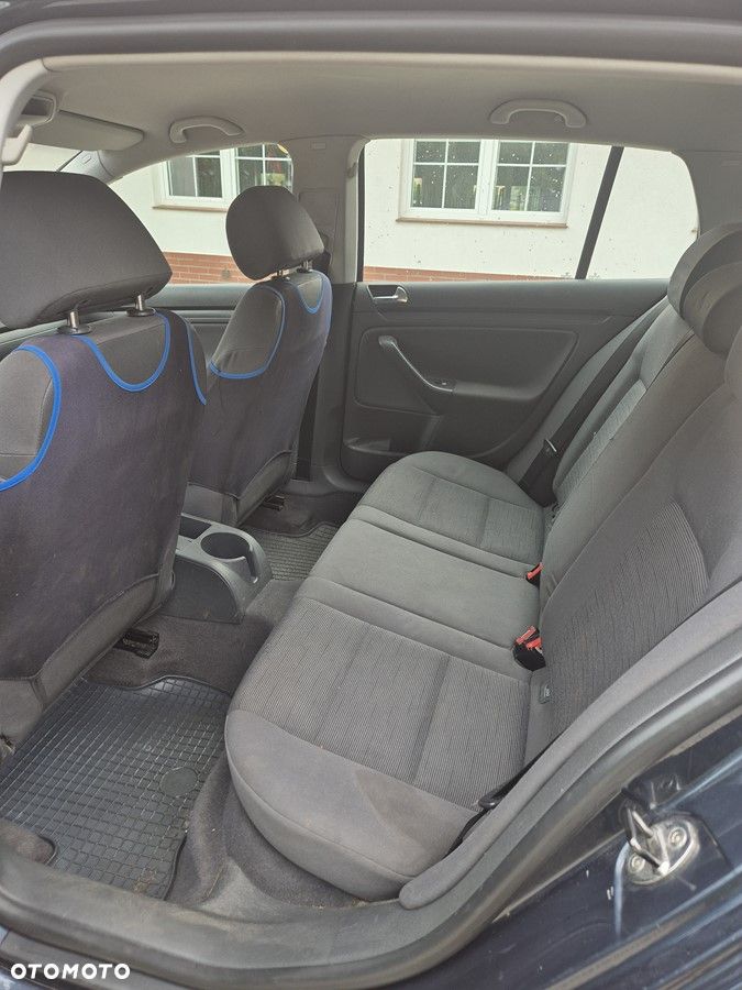 Volkswagen Golf 1.9 TDI DPF Goal - 11