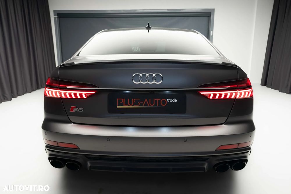 Audi S6 - 16
