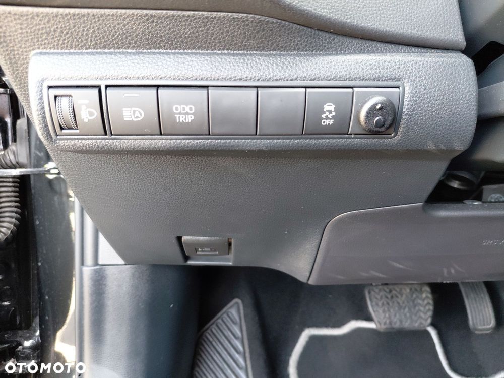 Toyota Corolla 1.8 Hybrid Comfort - 21