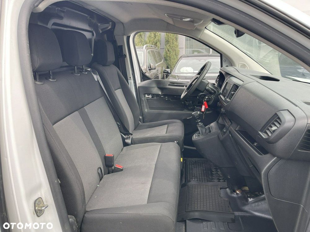 Opel Vivaro - 15