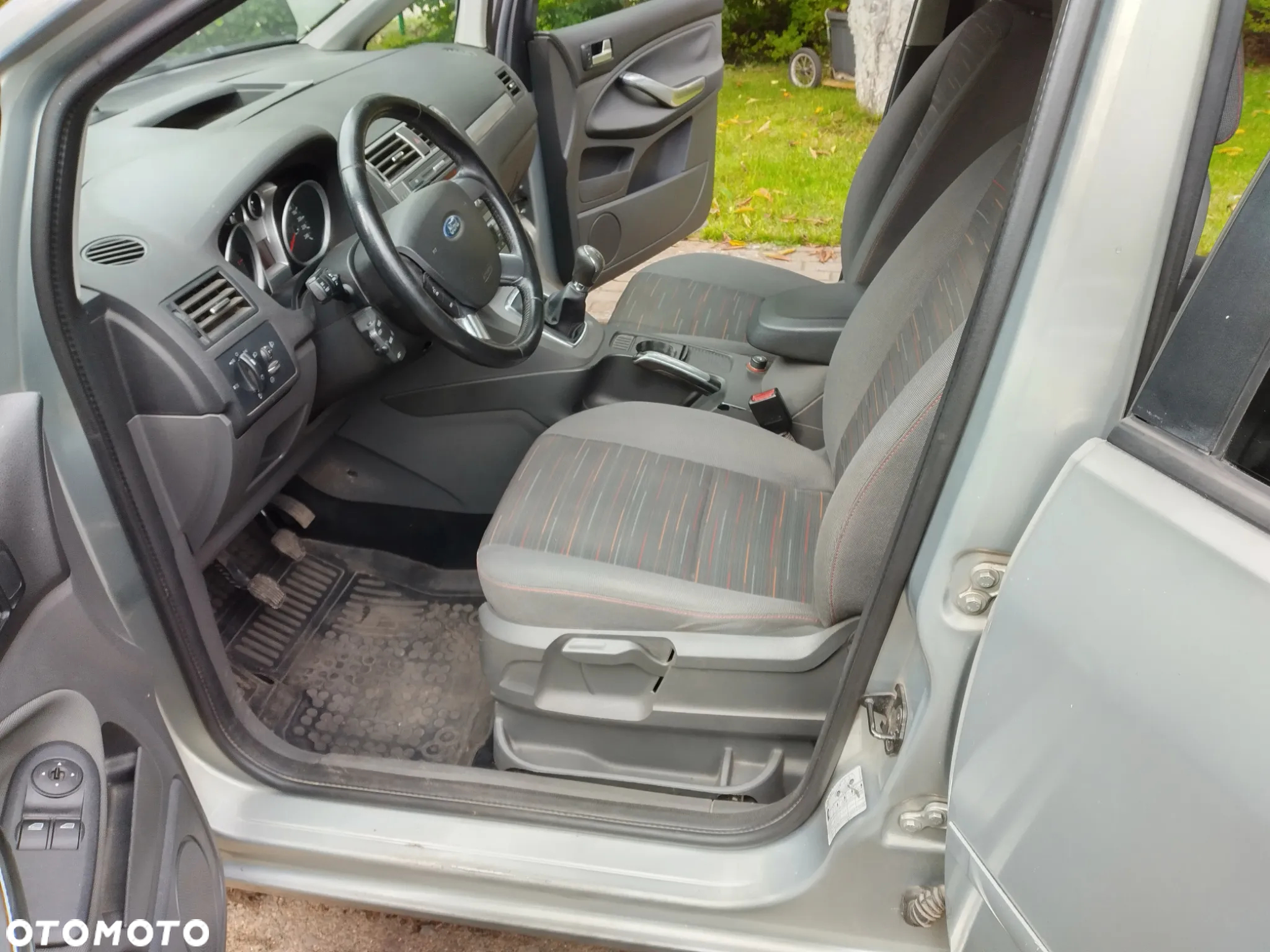 Ford C-MAX 1.8 TDCi Ambiente - 8
