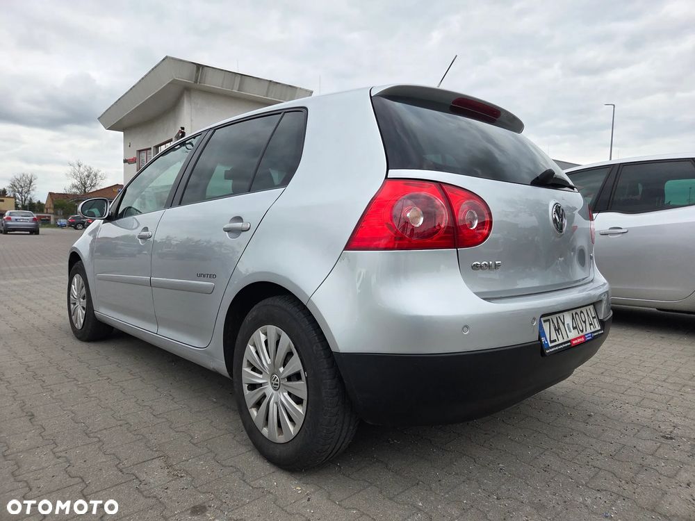 Volkswagen Golf 1.6 United - 7