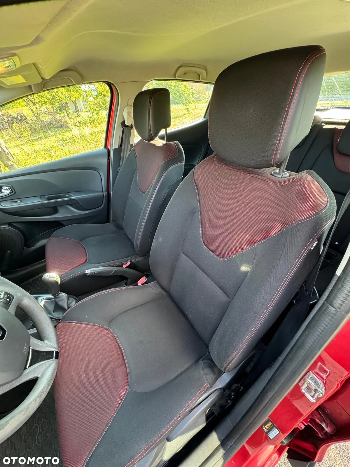 Renault Clio - 25