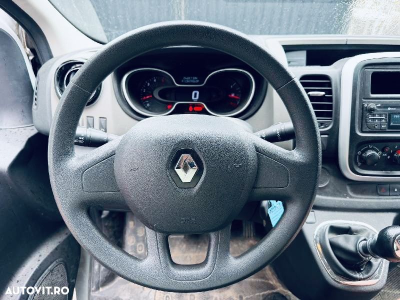 Renault Trafic Grand Combi Authentique - 16