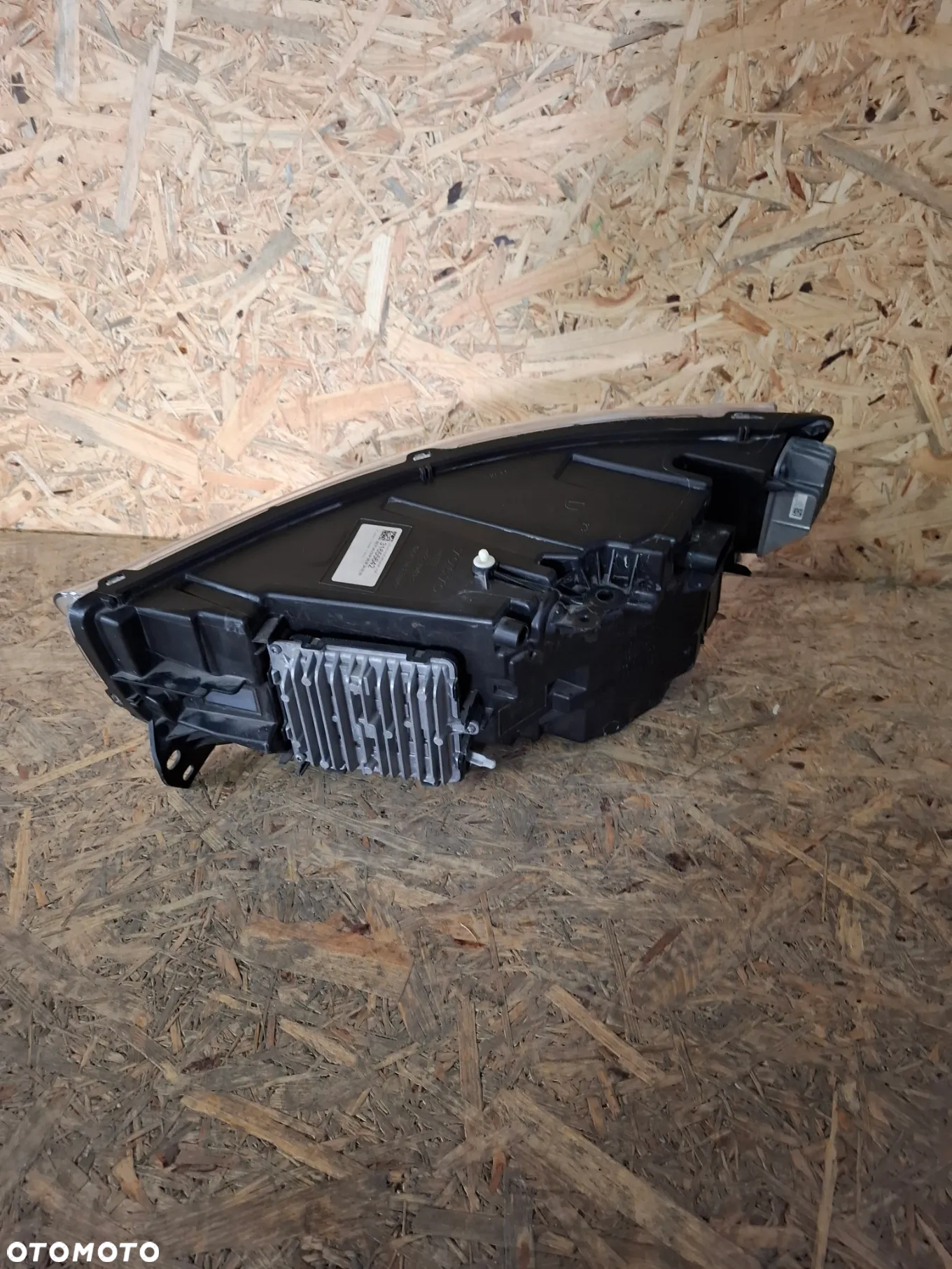 Volvo xc40 lampa przód prawa USA - 3