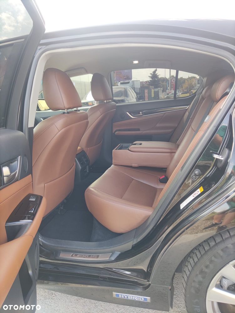 Lexus GS - 22