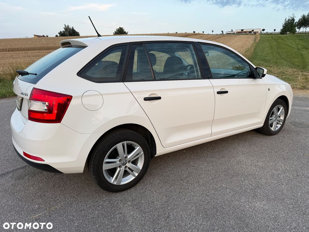 Skoda RAPID 1.2 MPI Active - 4