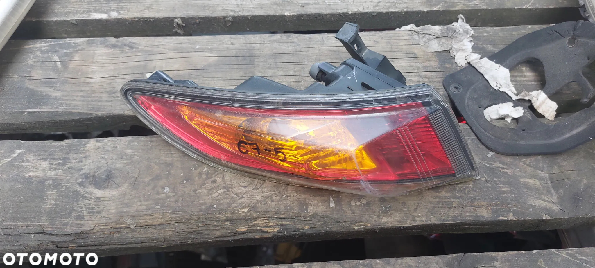 .  TYL TYLNA LAMPA LEWA HONDA CIVIC 8 UFO - 2