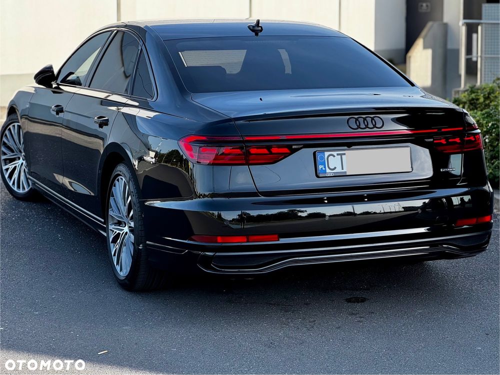 Audi A8 - 6