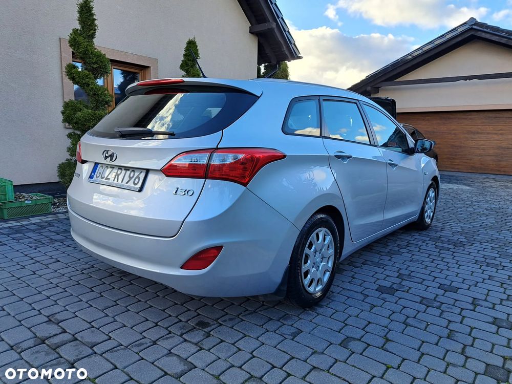 Hyundai i30 1.6 Classic + - 4