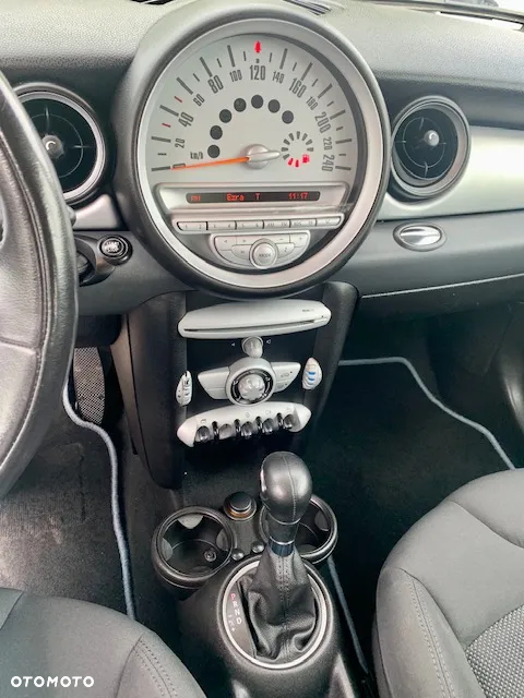 MINI Clubman Cooper - 16
