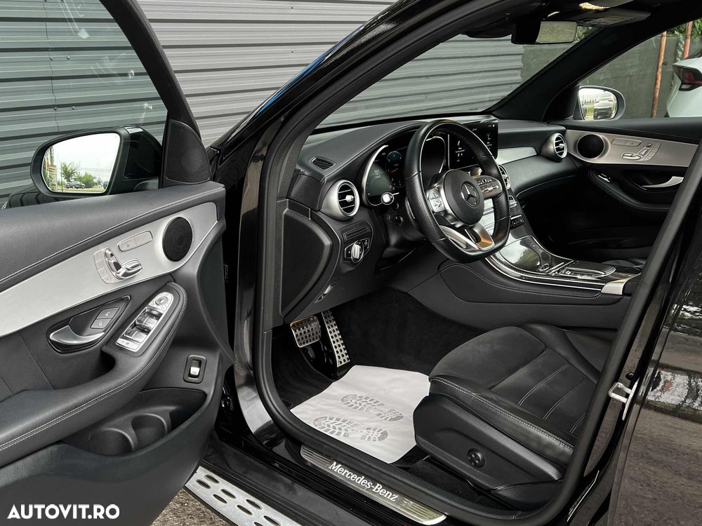 Mercedes-Benz GLC 300 d 4MATIC 9G-TRONIC AMG Line - 14
