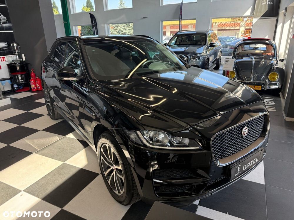 Jaguar F-Pace 2018 photo 3