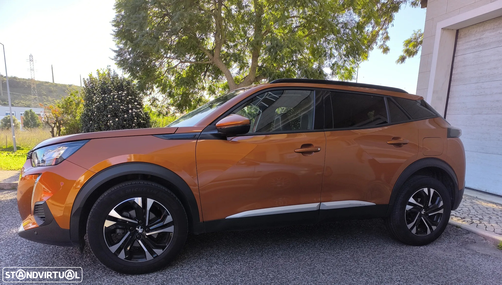 Peugeot 2008 1.2 PureTech Allure - 2