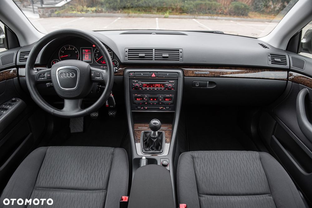 Audi A4 Avant 1.8 T quattro - 17