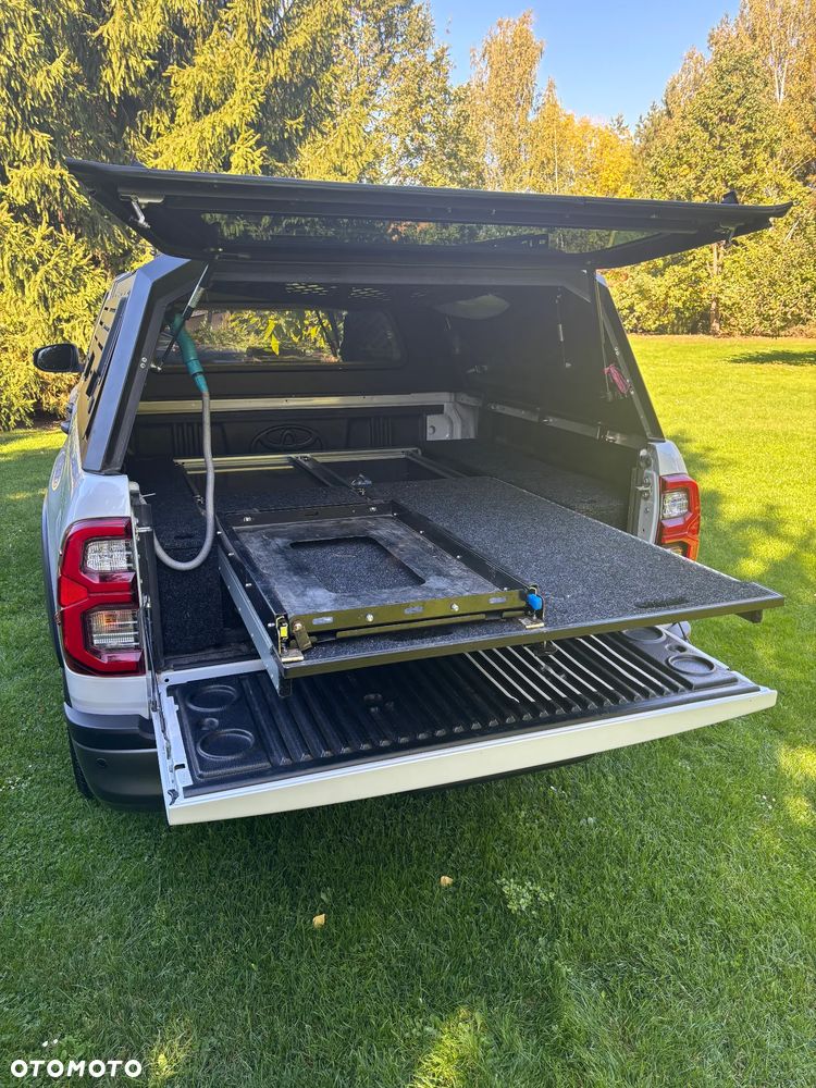 Toyota Hilux - 15
