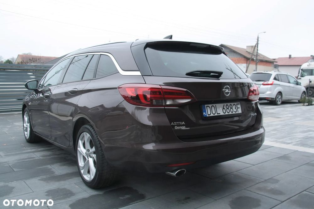 Opel Astra 1.6 CDTI Dynamic S&S - 17