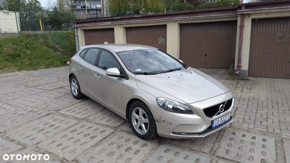 Volvo V40 - 3