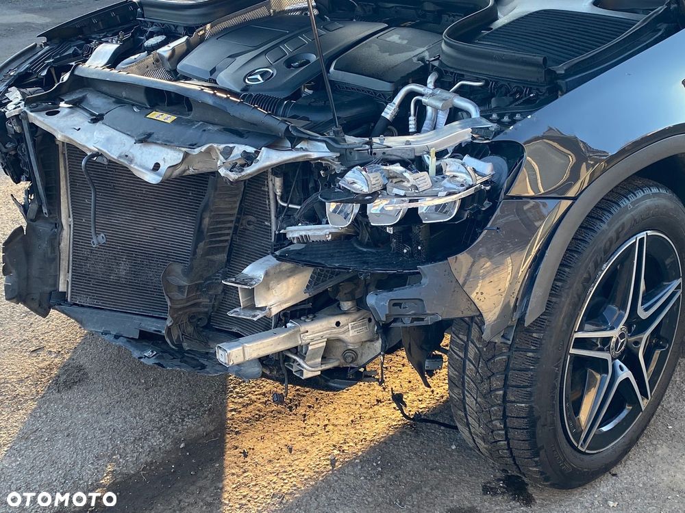 Mercedes-Benz GLC - 8