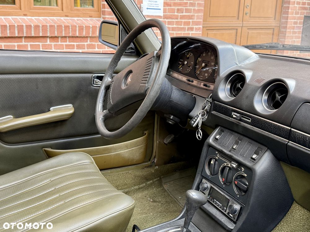 Mercedes-Benz W123 - 7