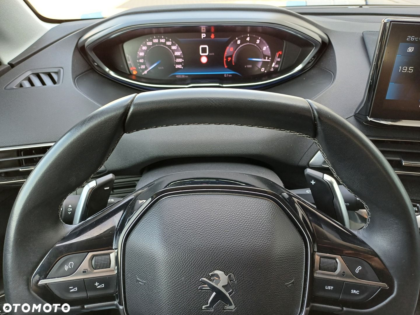 Peugeot 3008 1.2 PureTech Allure Pack S&S EAT8 - 27