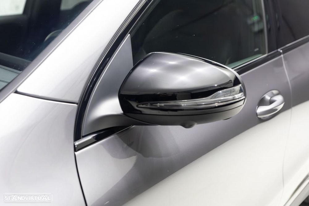 Mercedes-Benz GLA 250 e 8G-DCT AMG Line - 17