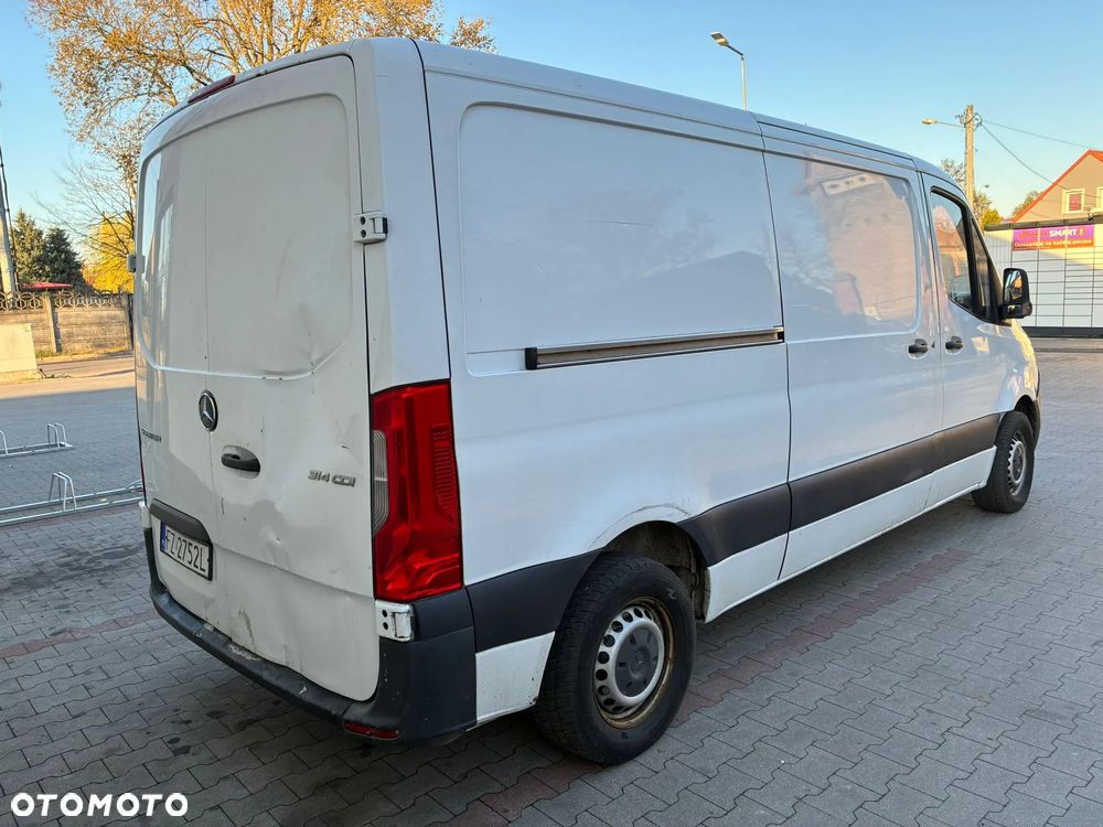 Mercedes-Benz Sprinter - 3